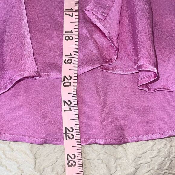 Zara Satin V-Neck Bell Short Sleeve Snap Front Wrap Blouse Pink Size XS NWT - Picture 8 of 8